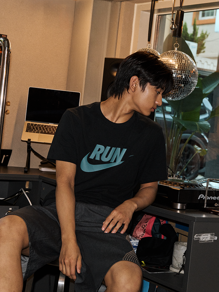 Футболка мужская Nike Dri-FIT Running T-Shirt