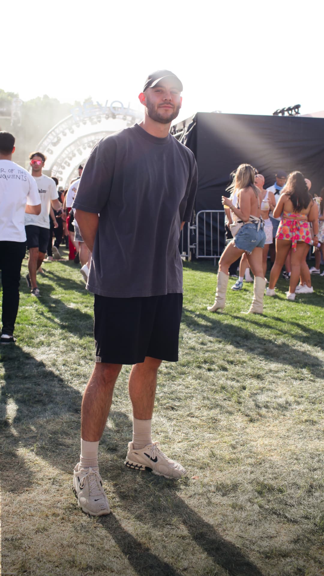 Street SNKRS: Revolve Festival