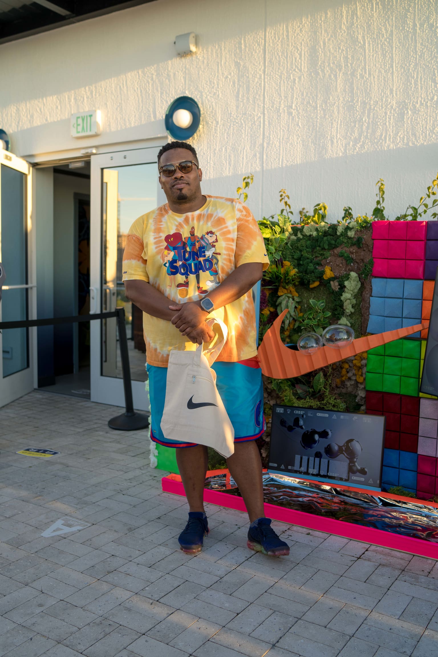 【NIKE公式】ストリートSNKRS：Air Max Day Miami