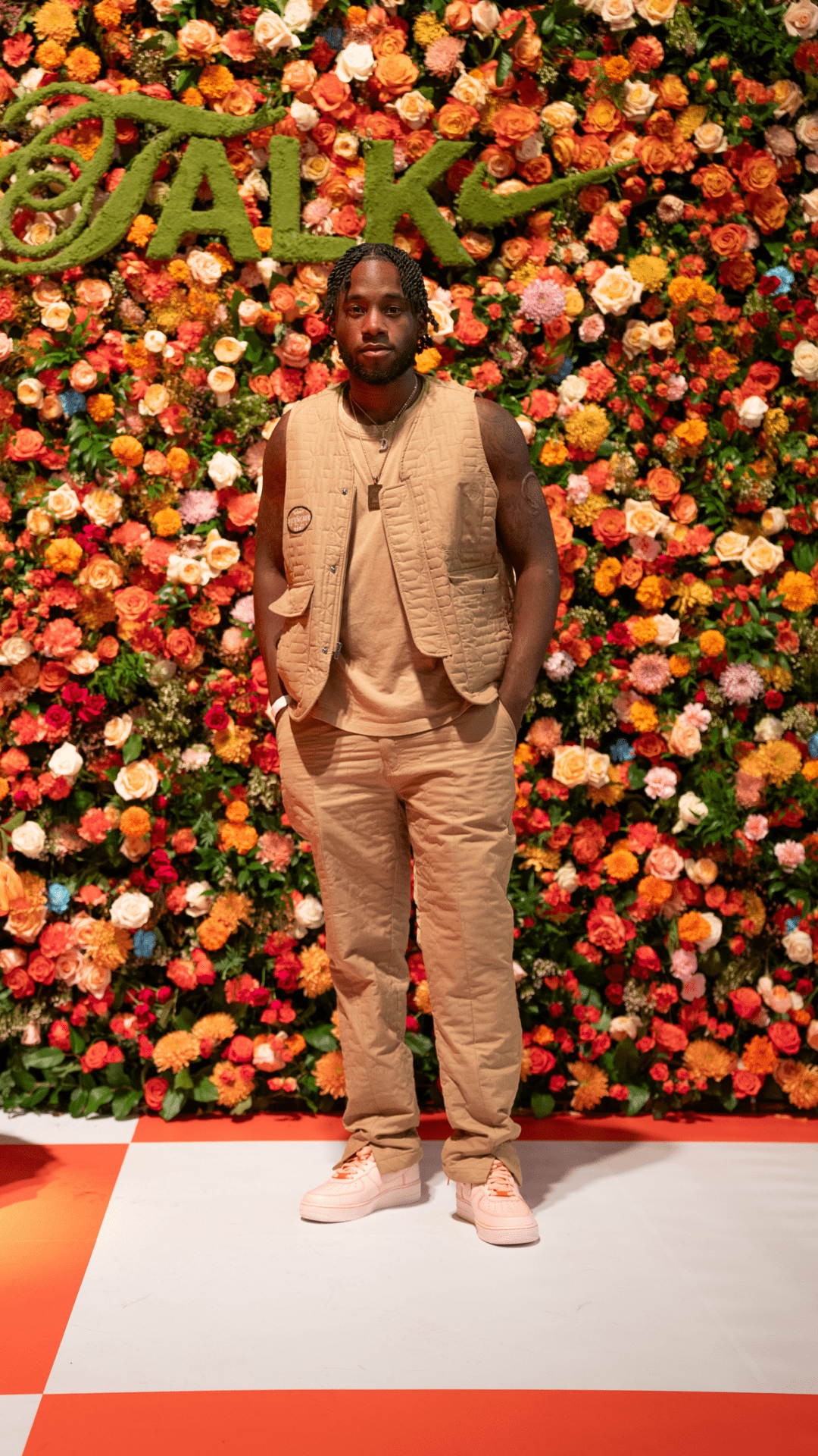 【NIKE公式】Street SNKRS：Tea Garden and Stage 23