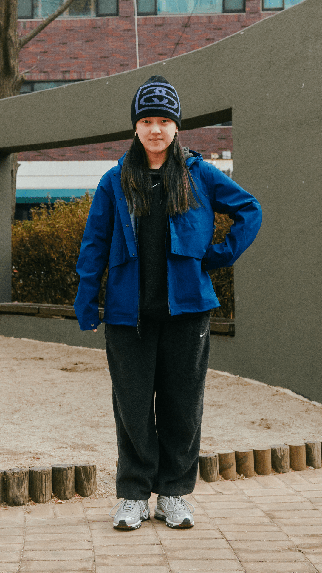 【NIKE公式】Street SNKRS：弘大