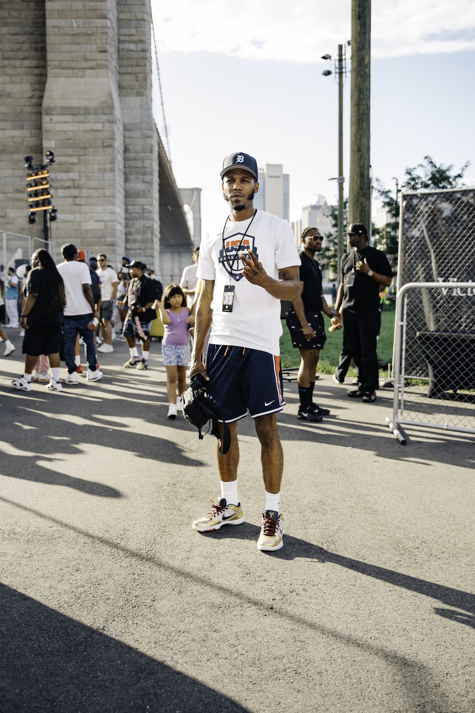 Street SNKRS: NY vs NY Finals Game