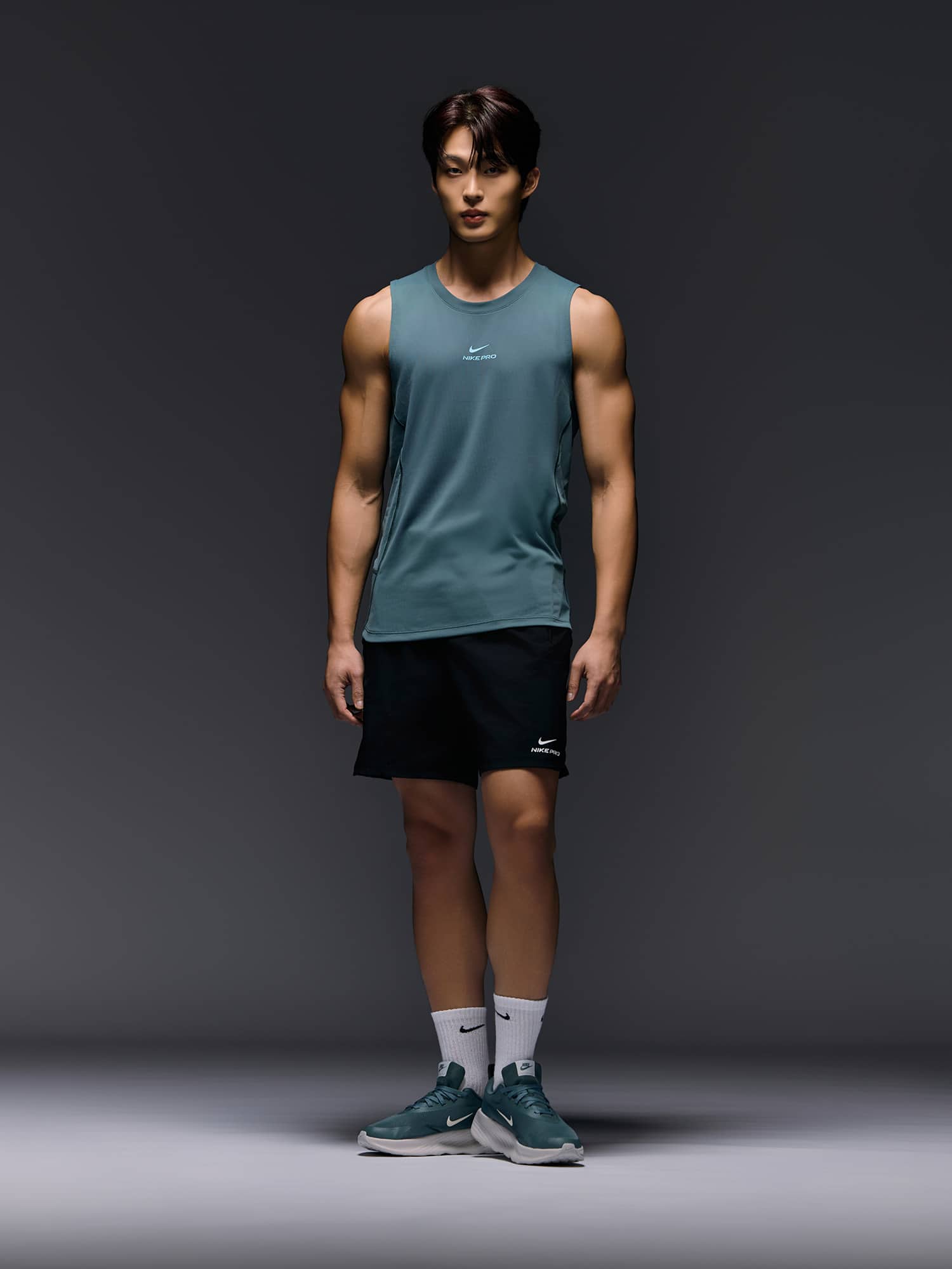 Кроссовки для ходьбы мужские Nike Promina