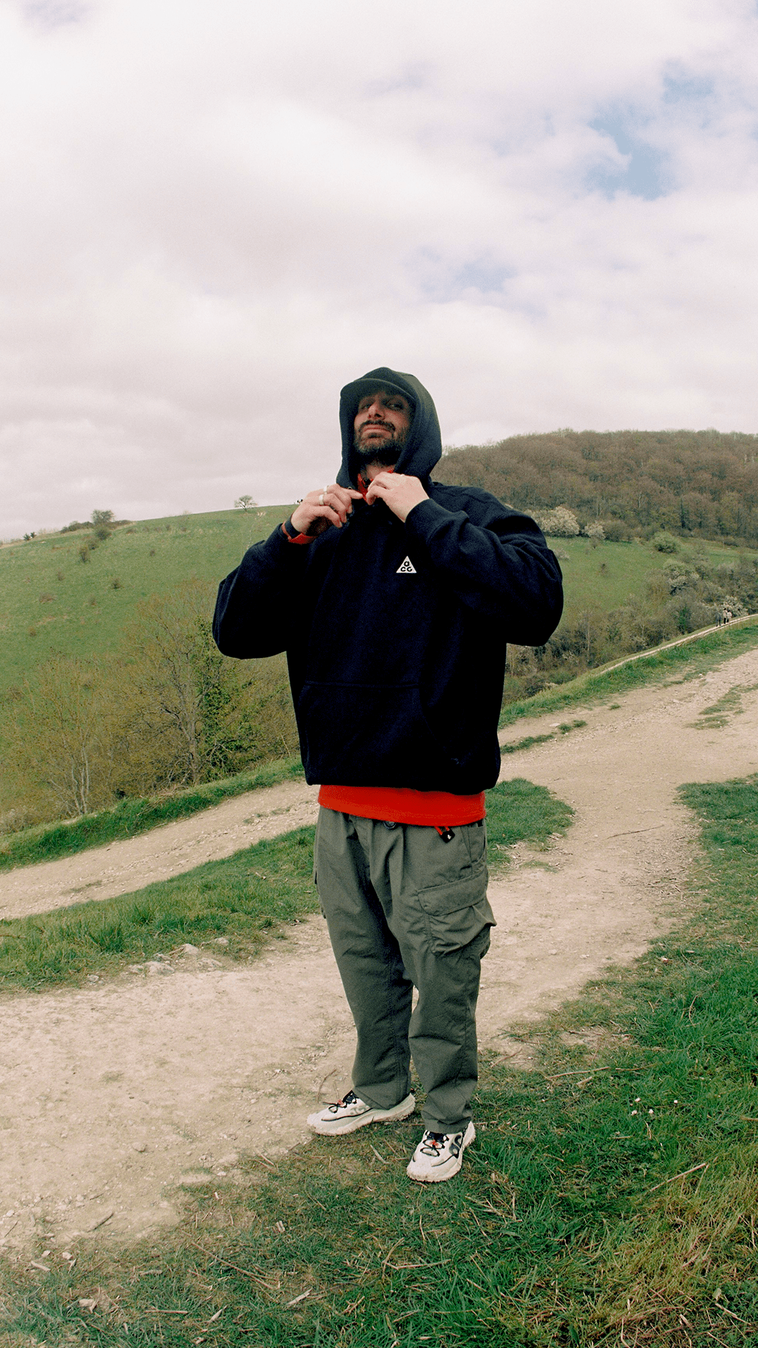 Street SNKRS: ACG Mountain Fly 2 Low