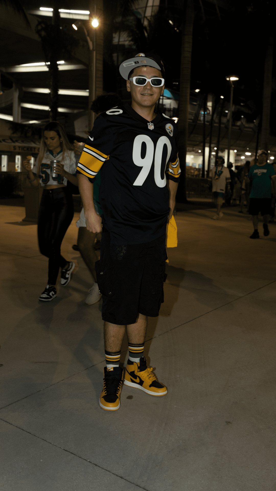 Street SNKRS x NFL: Pittsburgh Steelers vs. Miami Dolphins