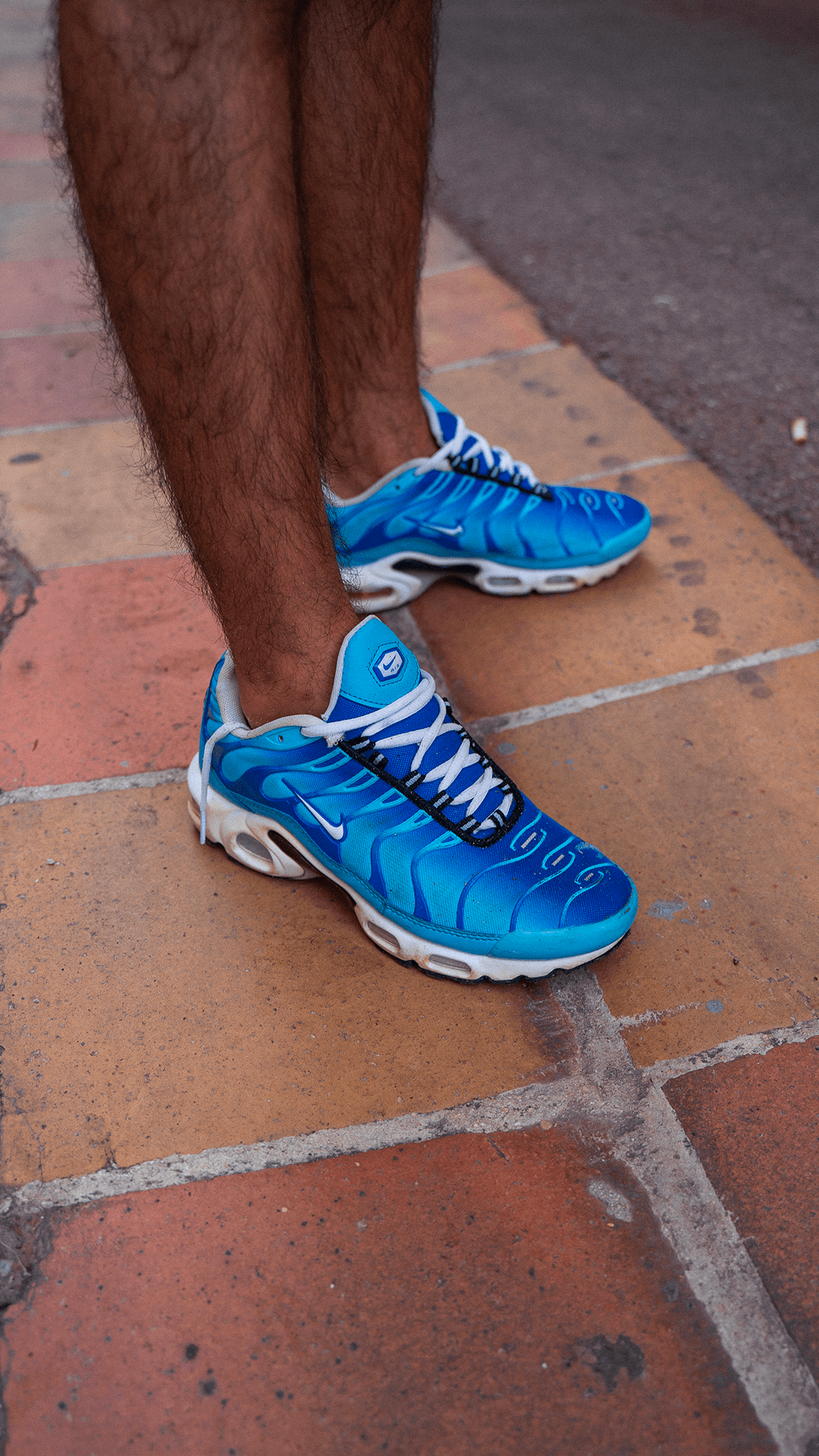 Street SNKRS: One Block Down x Air Max Plus – 