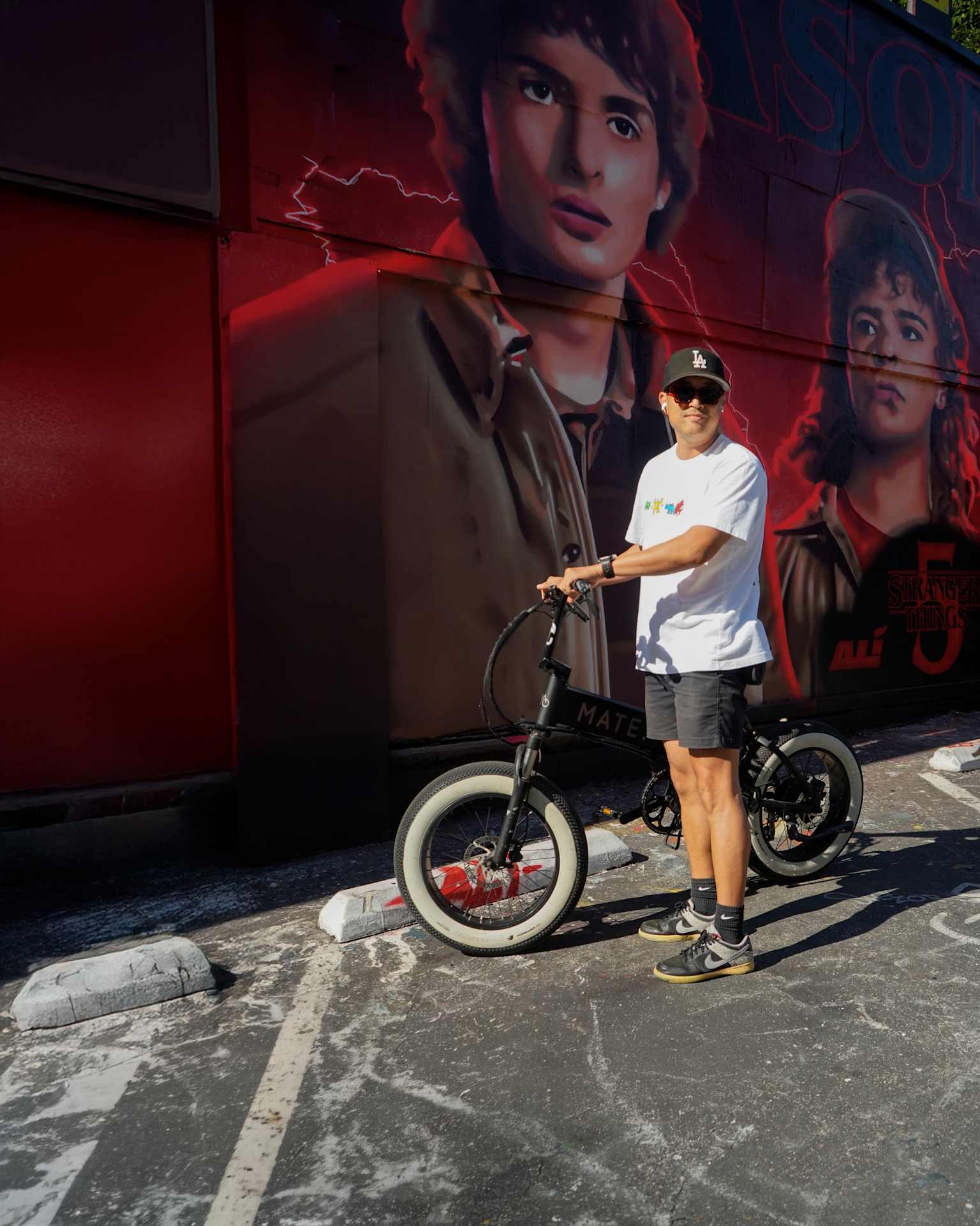 Street SNKRS: Stranger Things: The Last Ride