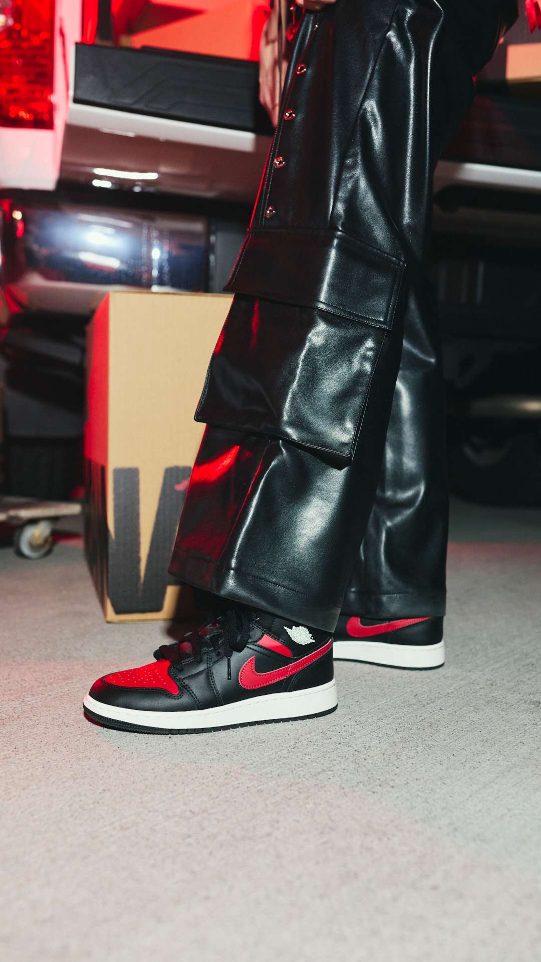 Street SNKRS: JORDAN UNBANNABLE PARTY