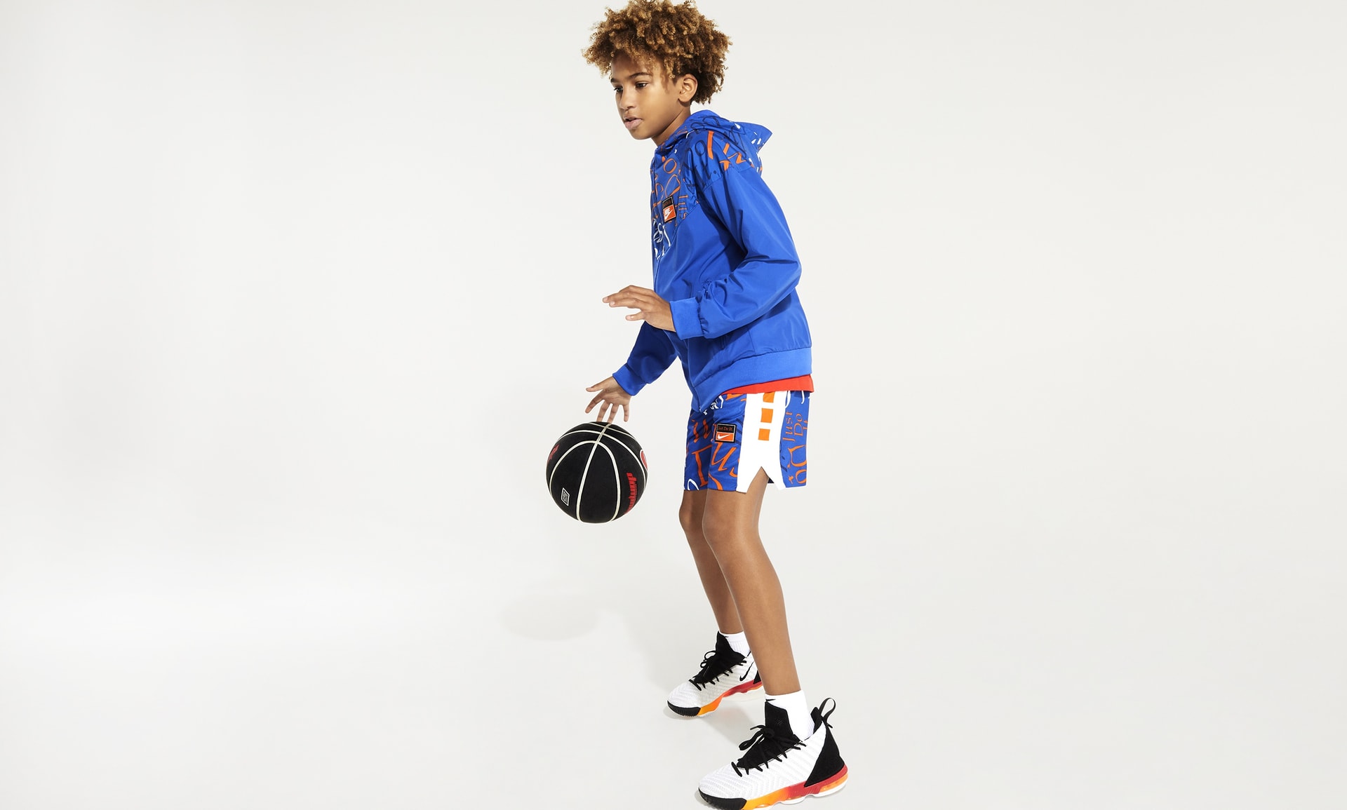 nike elite girls basketball shorts