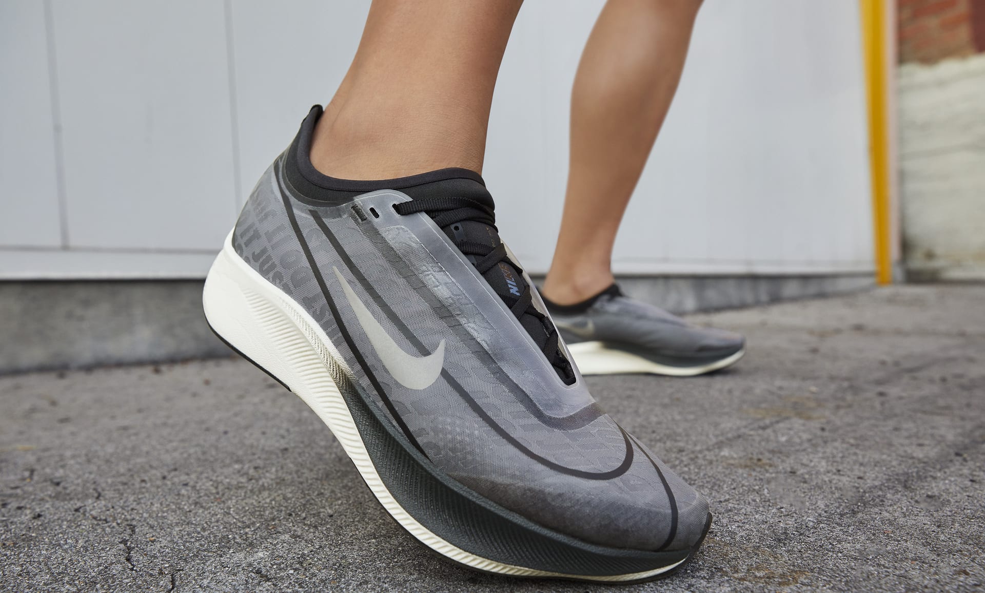 chaussure nike zoom fly 3 موقع قران