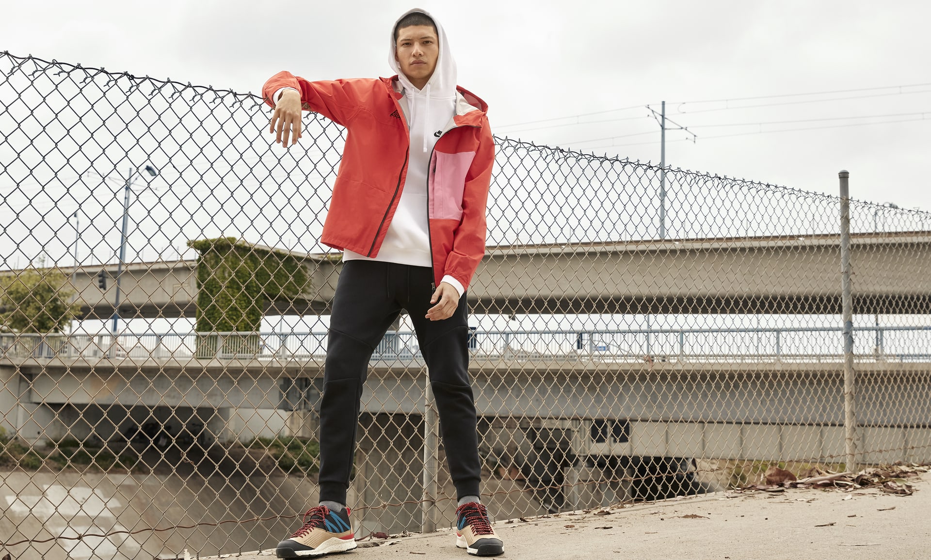 nike nrg acg 2.5 l packable jacket