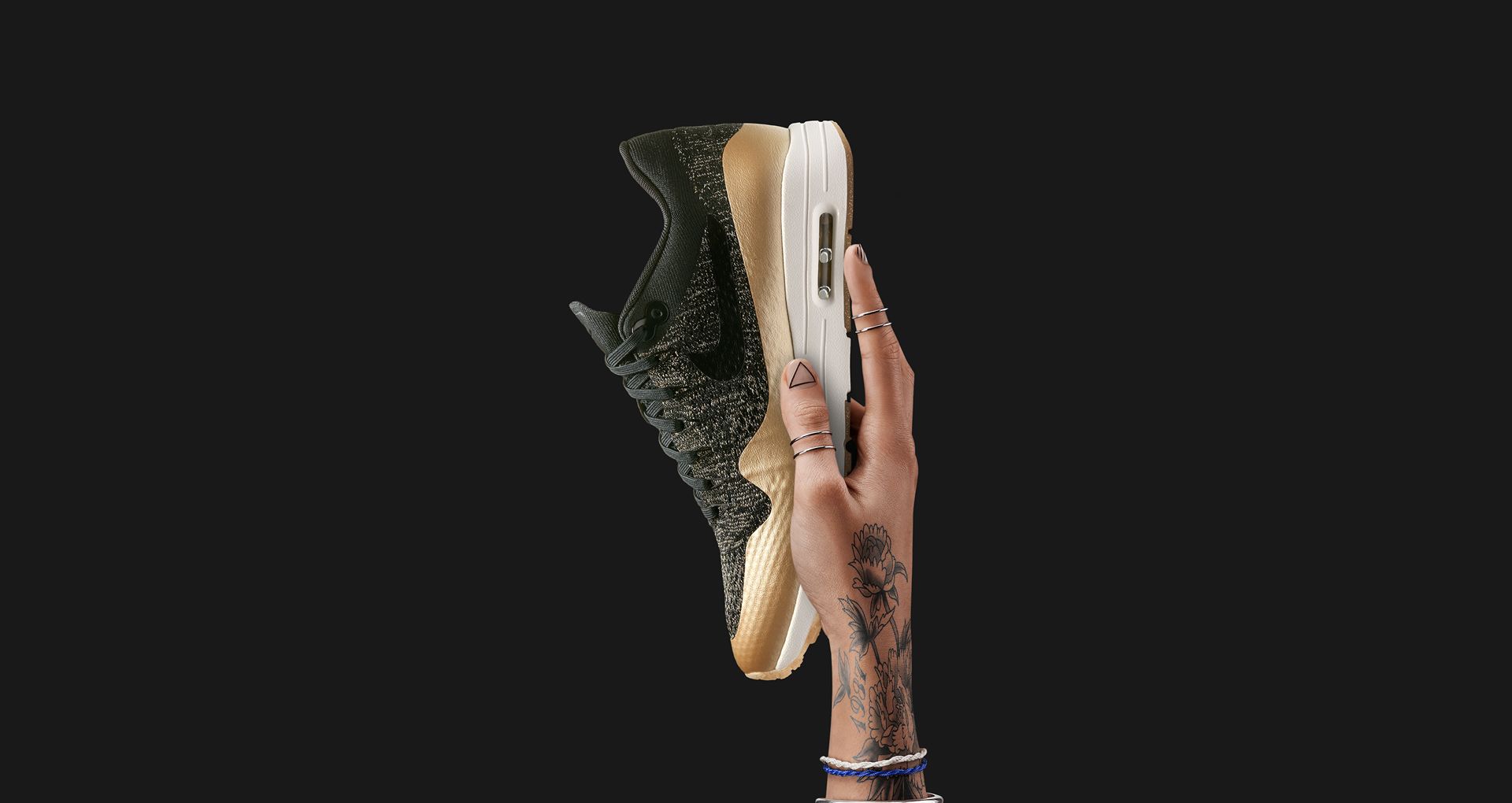 womens air max black and gold