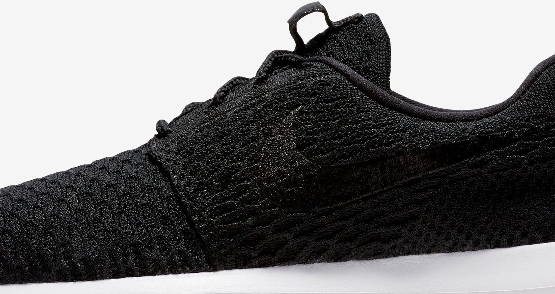 womens nike roshe flyknit black