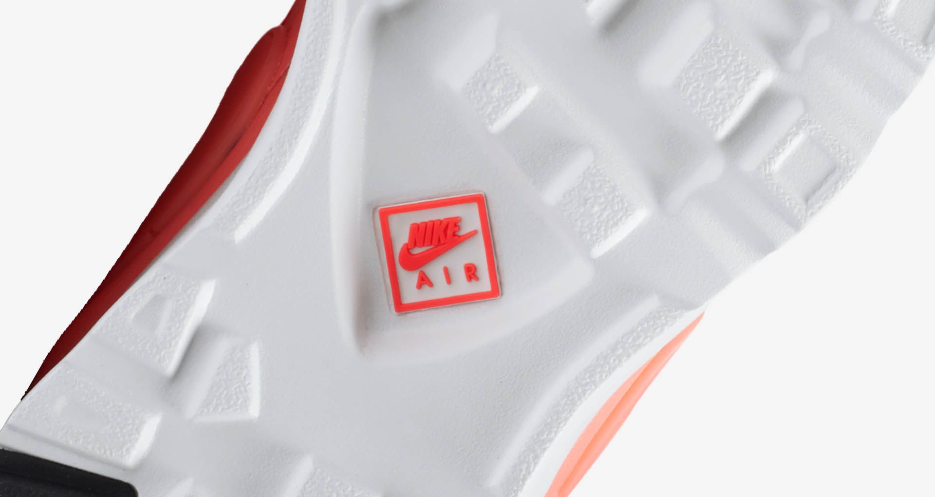 bw ultra nike