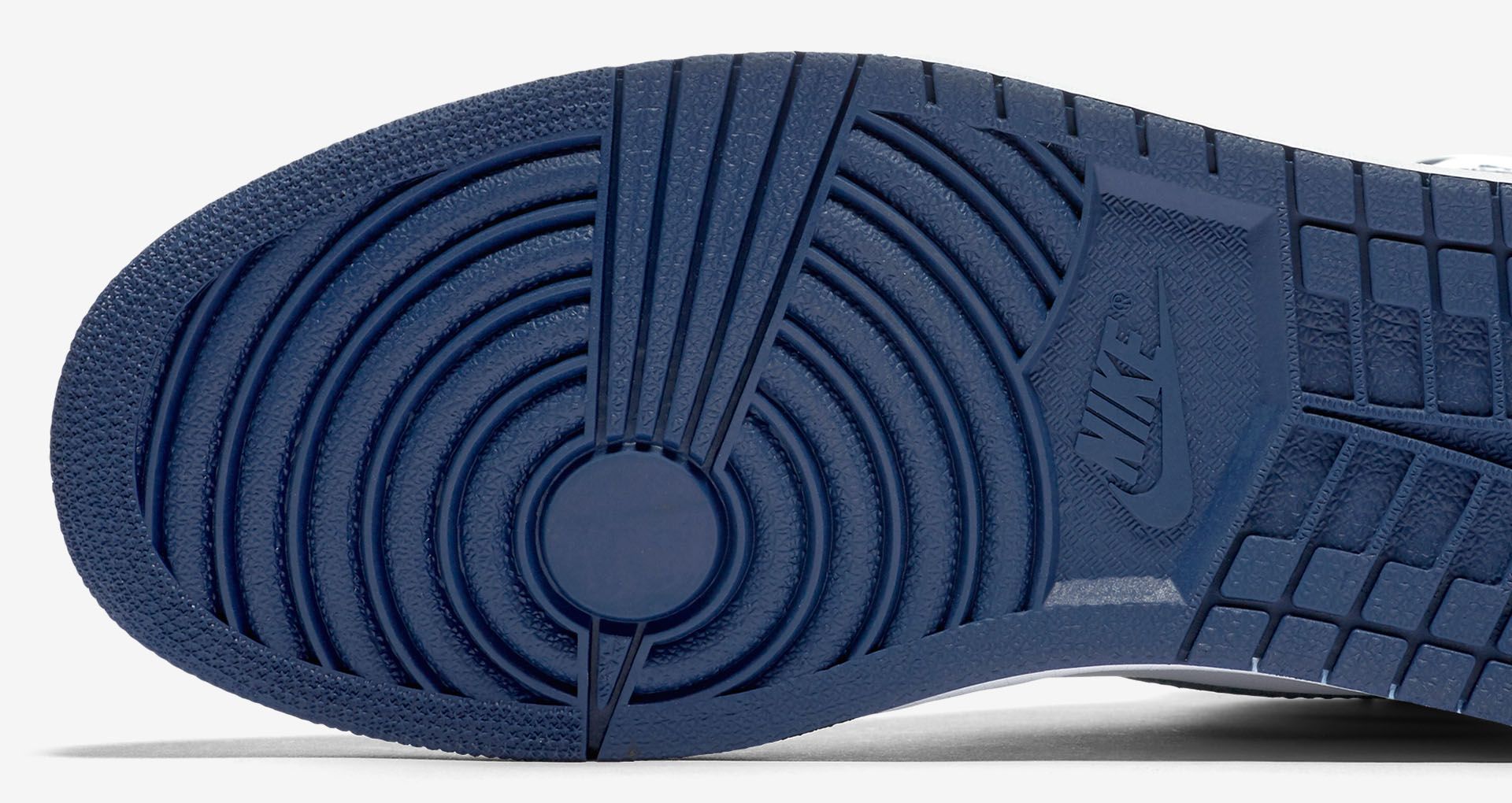 Air Jordan 1 Retro 'Metallic Navy' Release Date. Nike SNKRS US