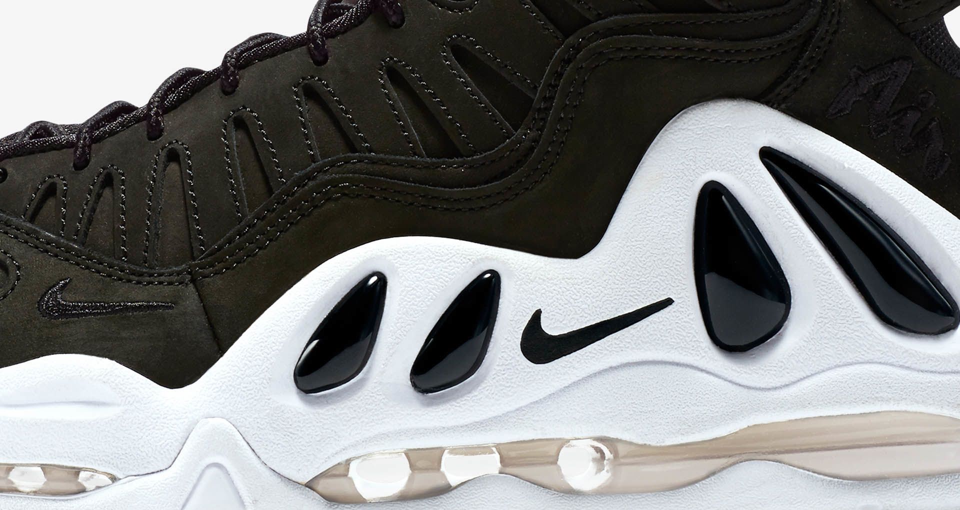 nike air max uptempo 97 black white