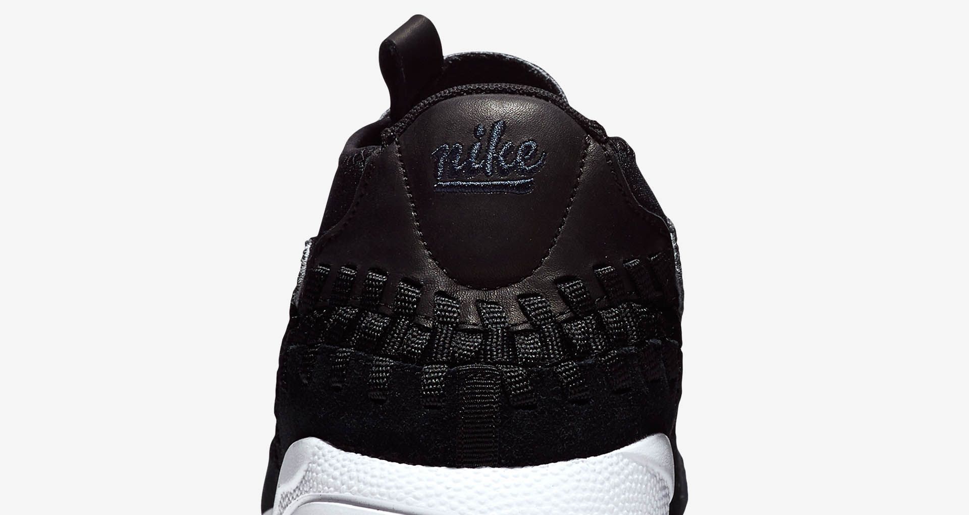 nike footscape woven chukka price