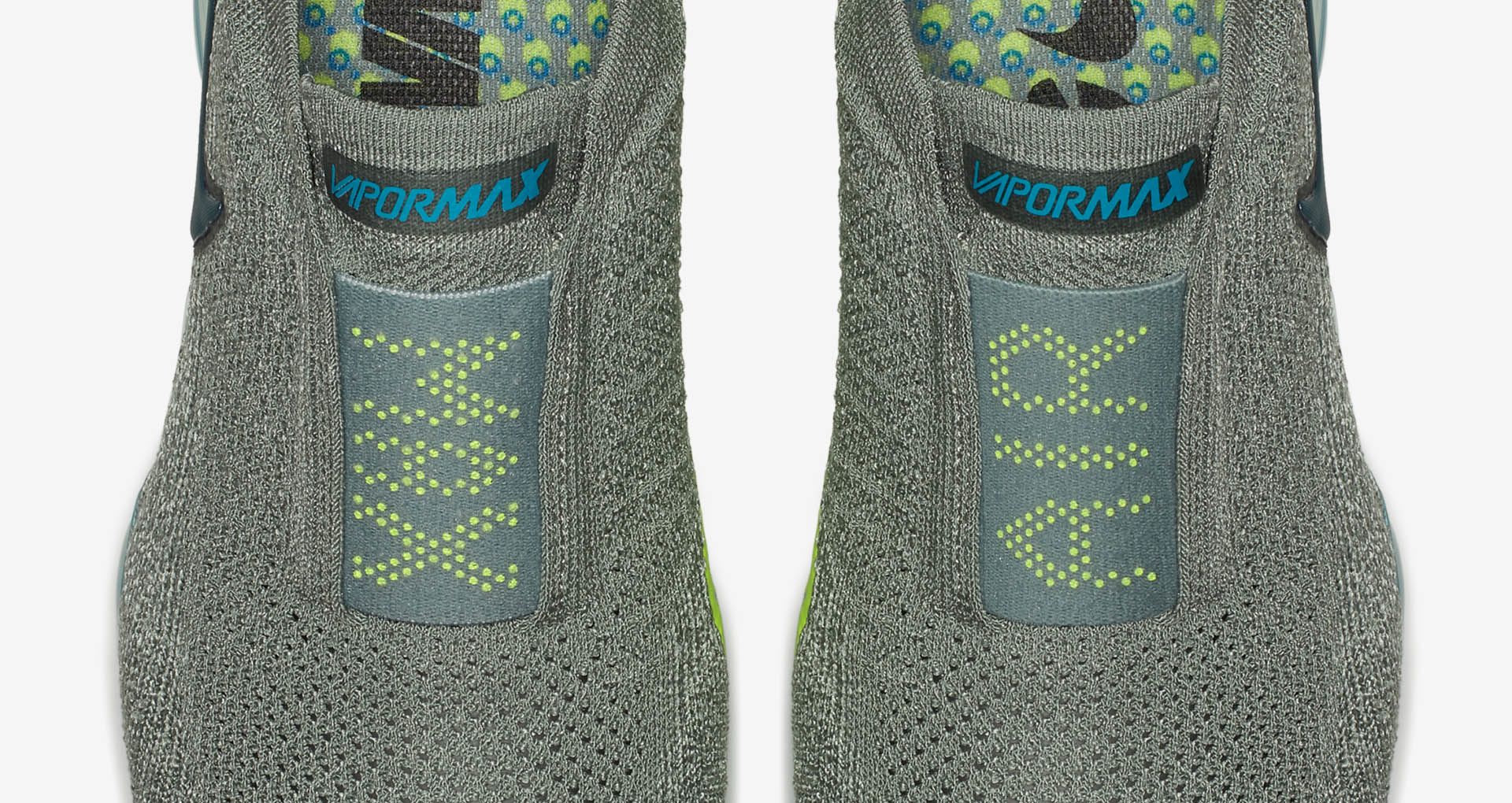 vapormax moc 2 mica green