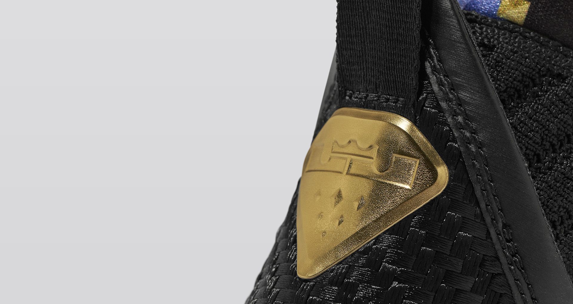nike lebron 16 king's throne