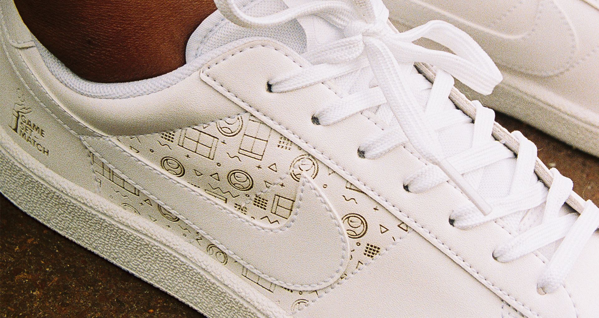 nike flyleather tennis classic