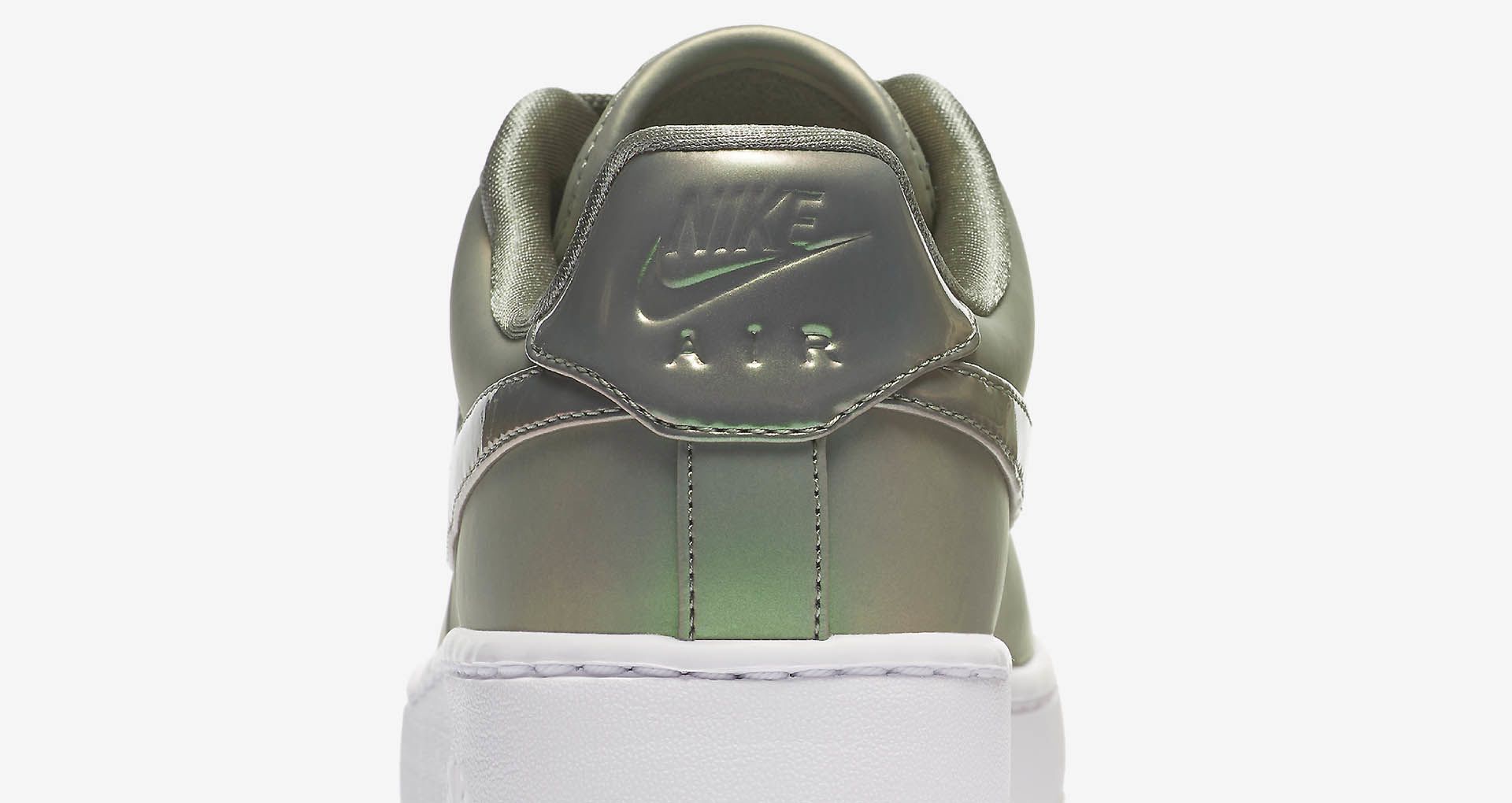 air force 1 upstep force is female white