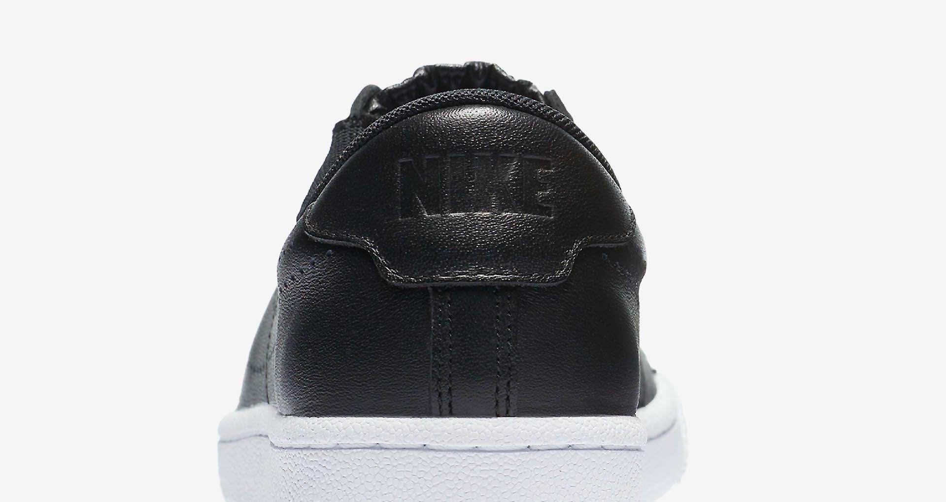 black and white nike womens tennis shoes