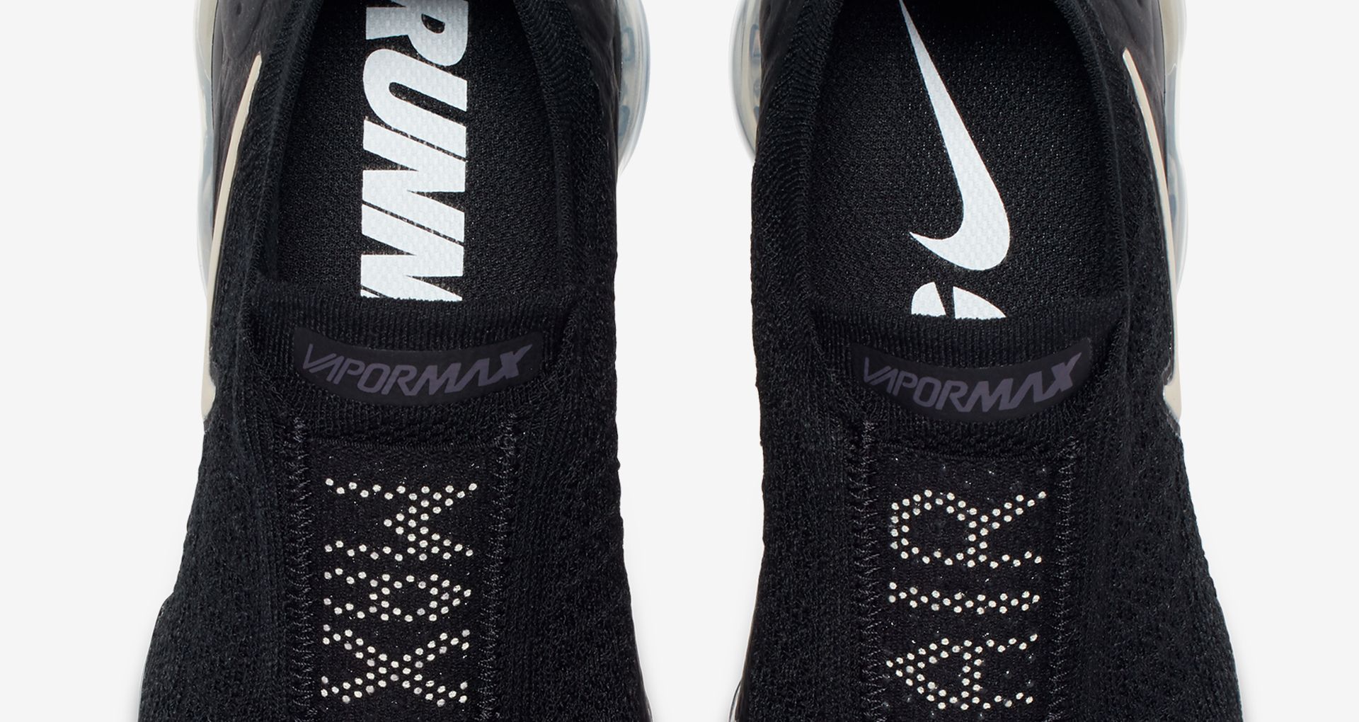 vapormax moc 2 black light cream