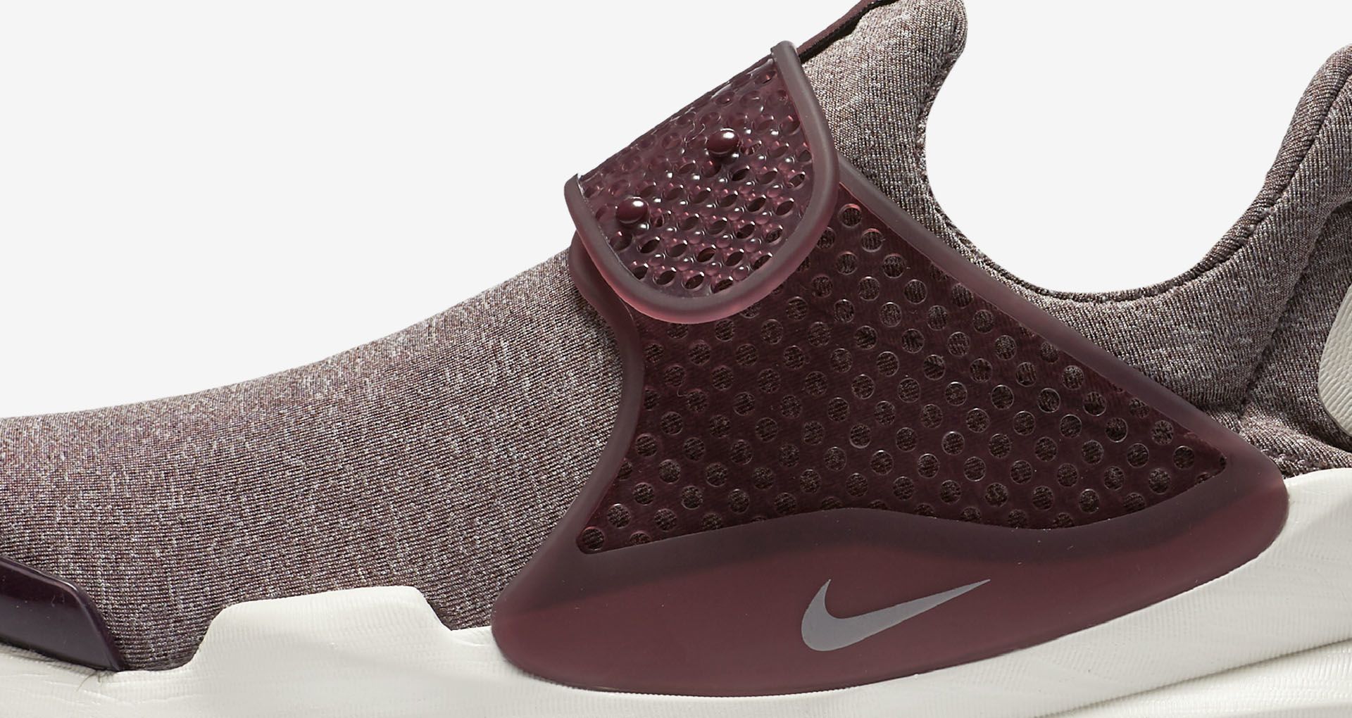 Women's Nike Sock Dart 'Night Maroon'. Nike SNKRS BE