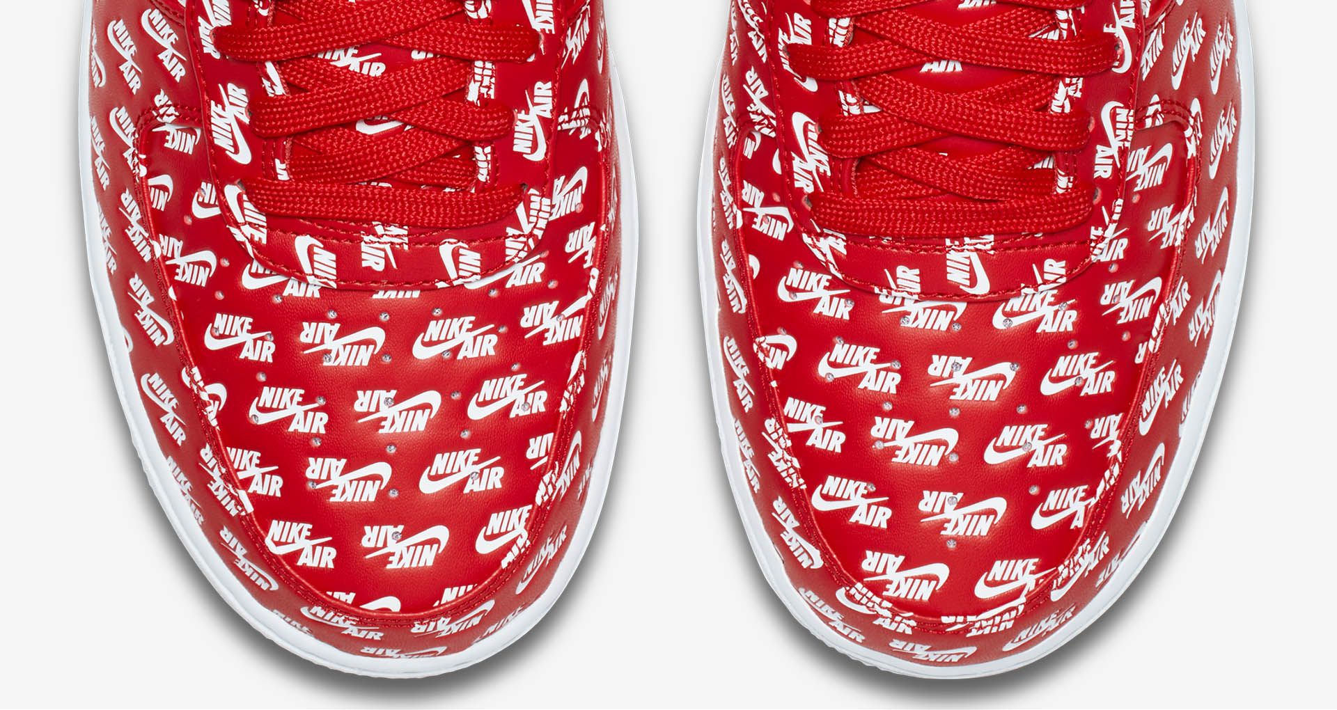 red and white air forces