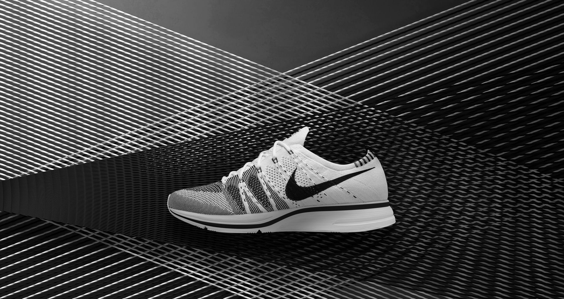 nike black and white flyknit