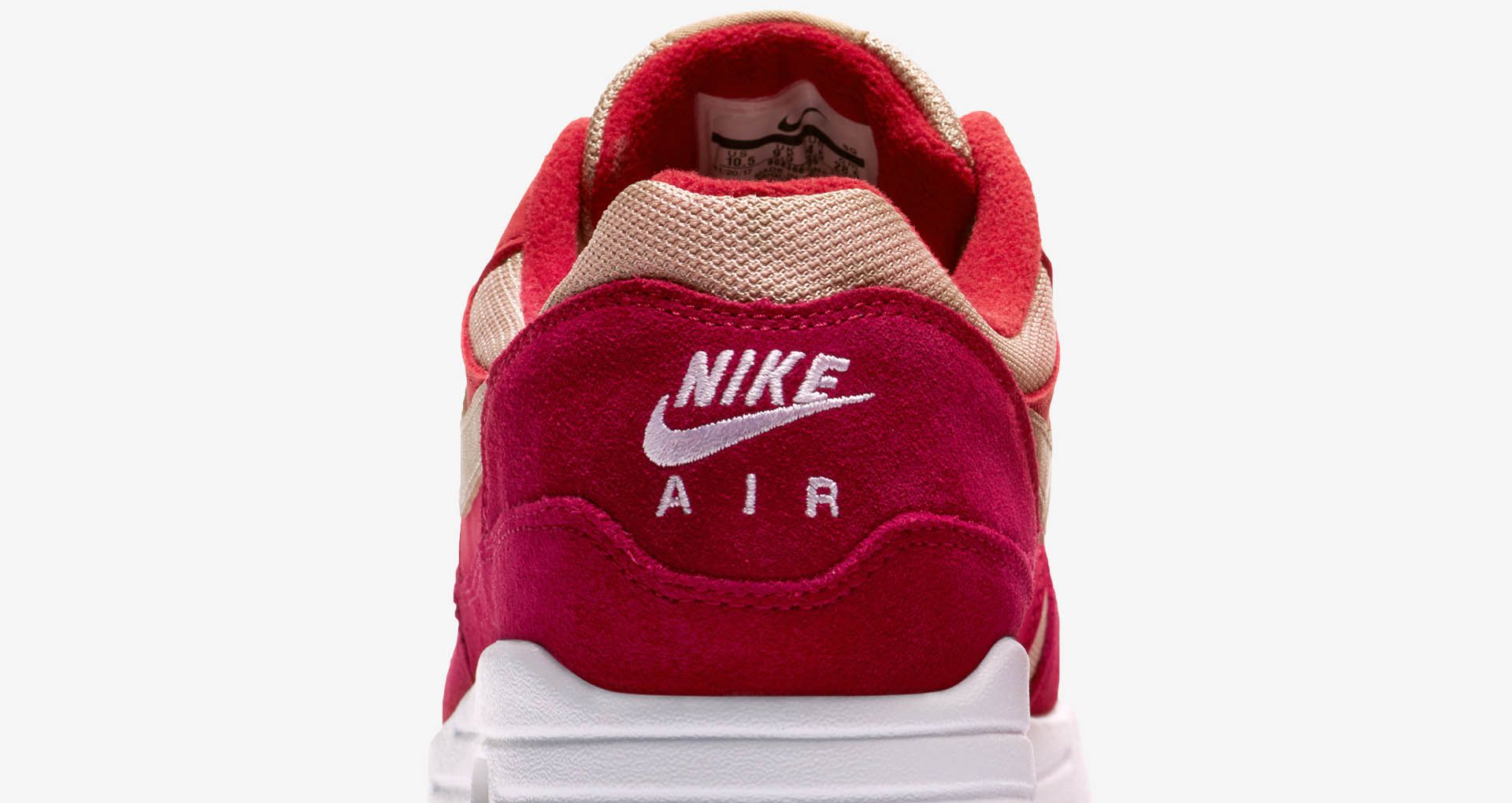 am1 red curry