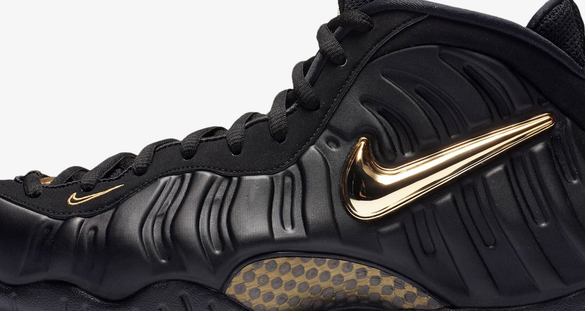 foamposite pro black metallic gold