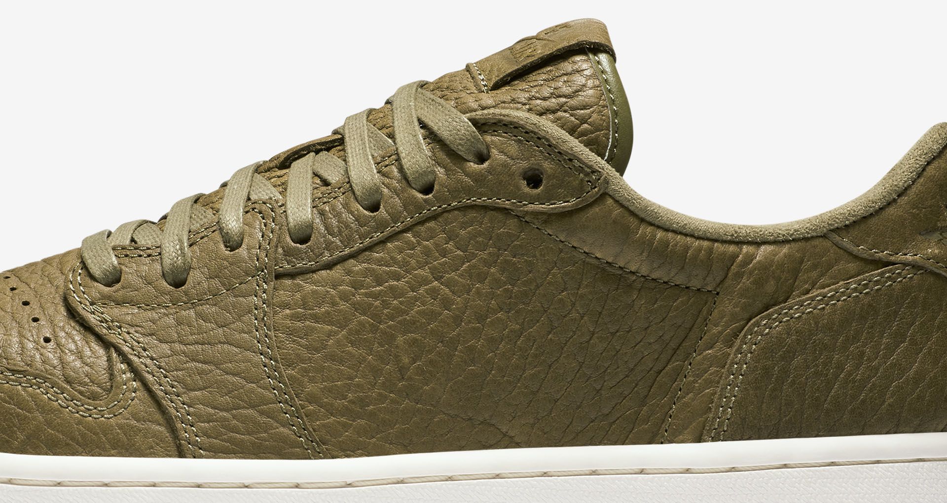 jordan 1 retro low swooshless