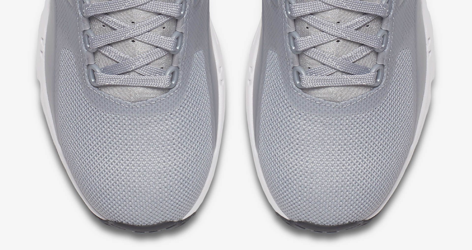 Women's Nike Air Max Zero 'Metallic Silver'. Nike SNKRS