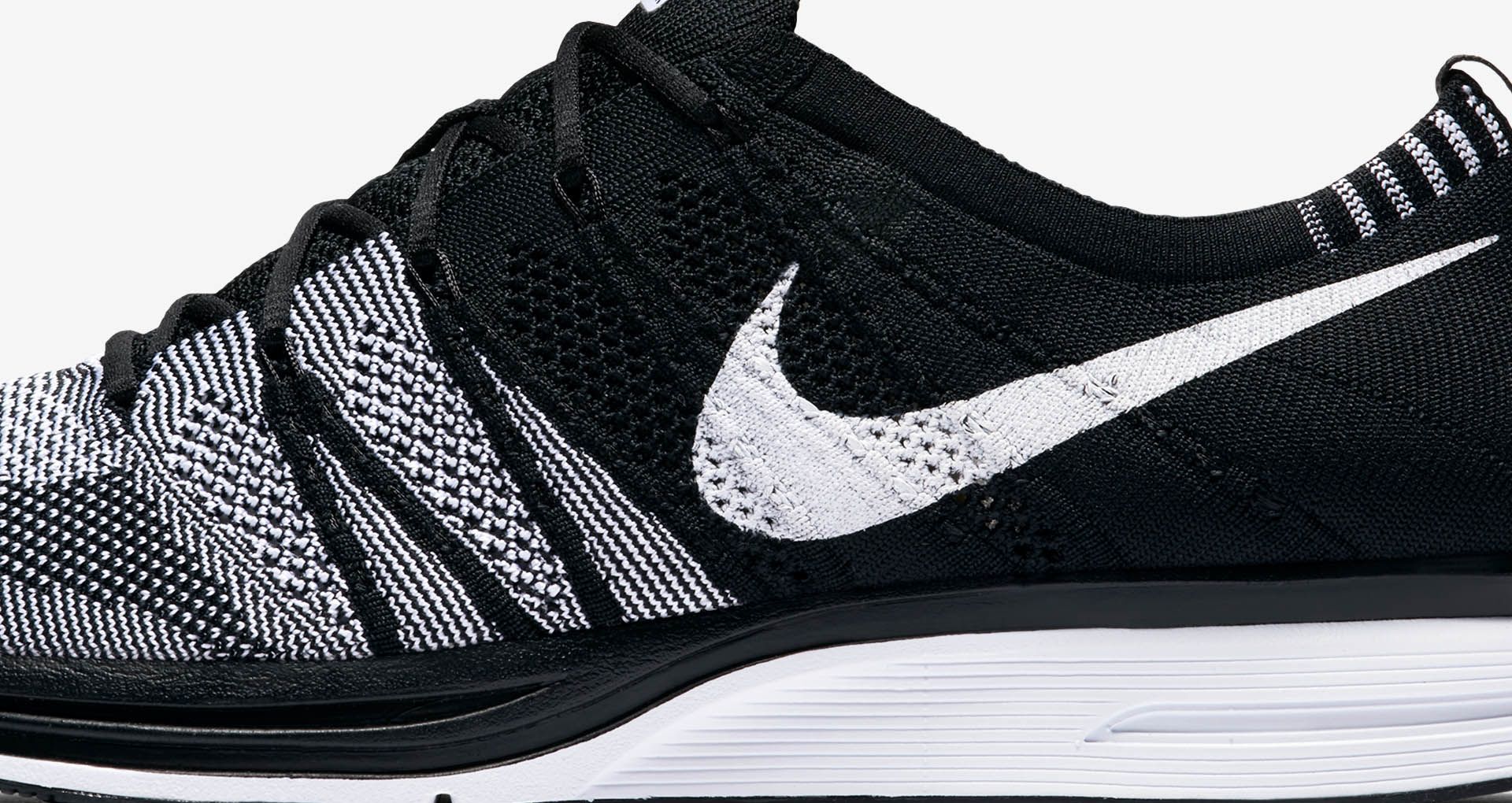 flyknit trainer black