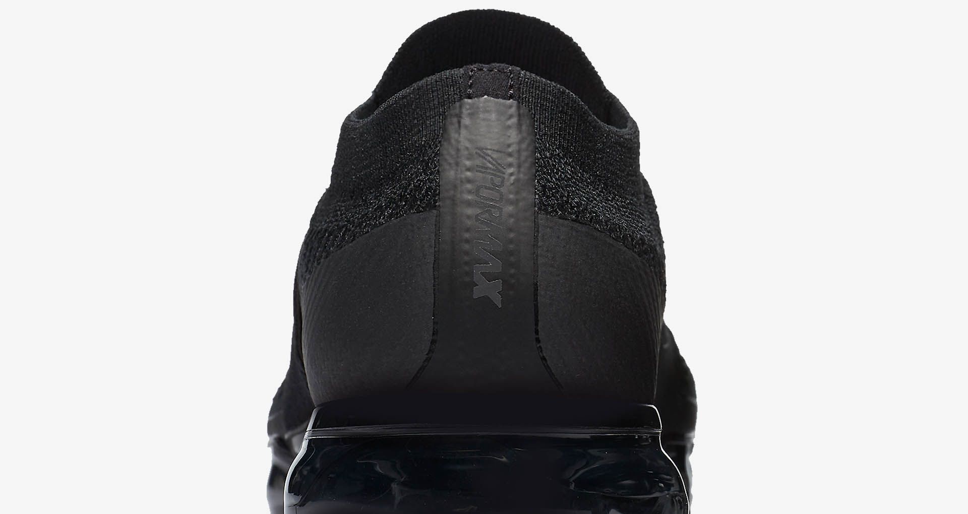 vapormax moc triple noir