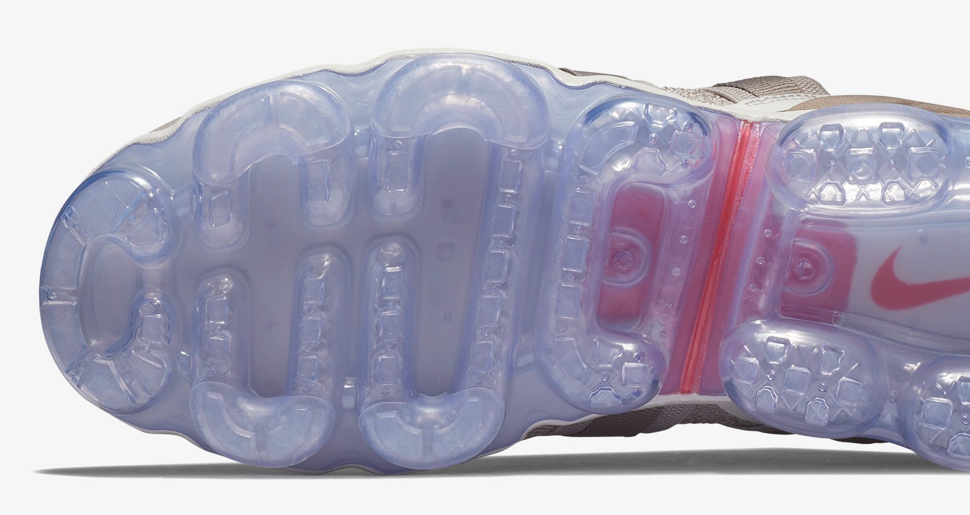 air vapormax utility moon particle