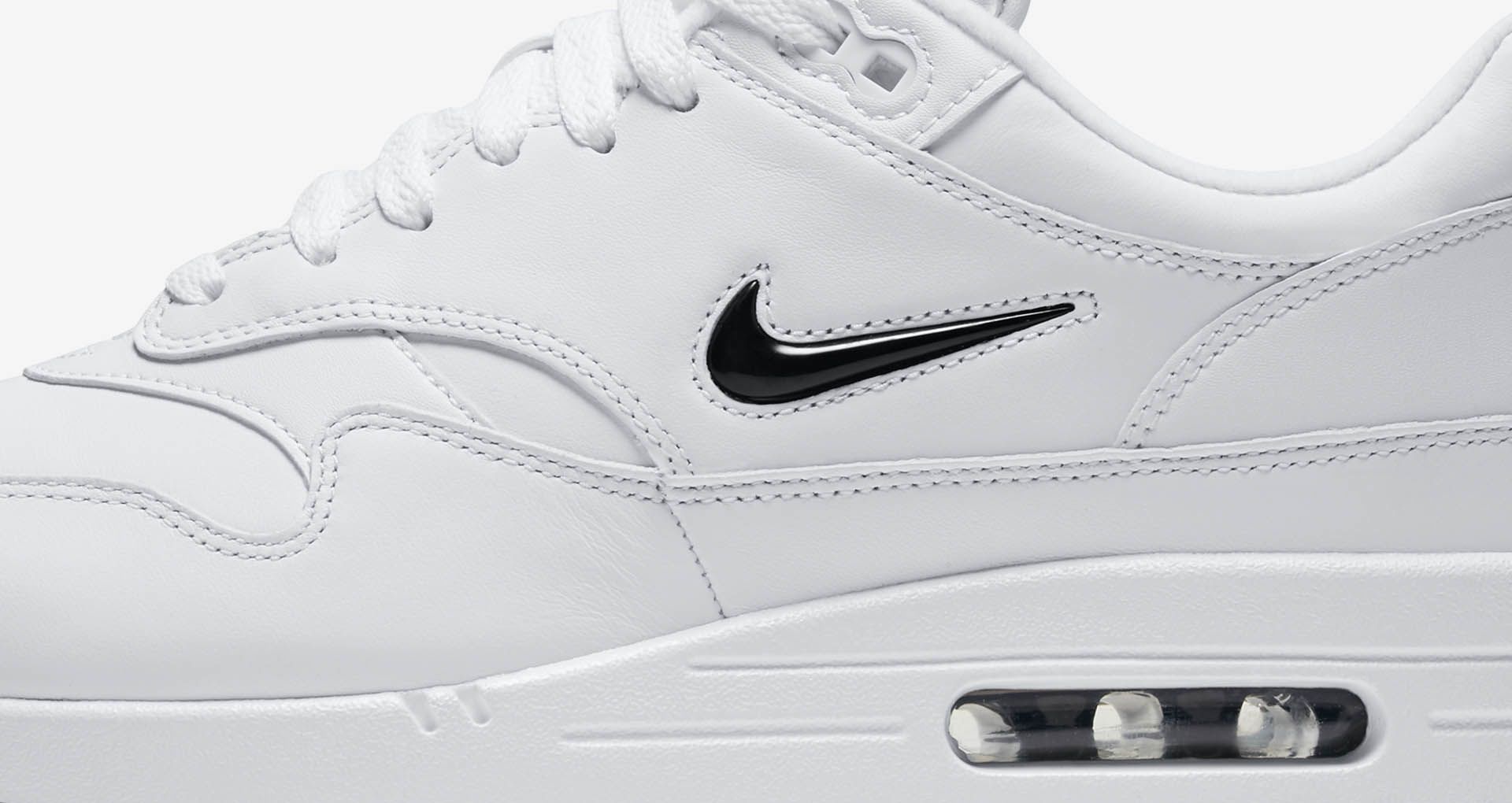 air max 1 all white