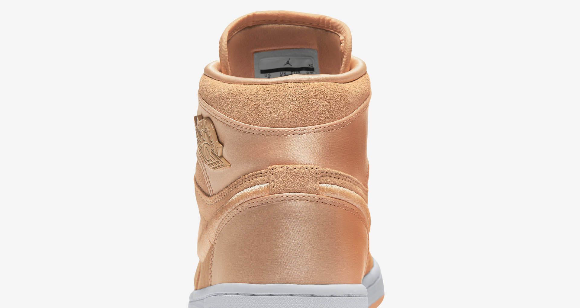 aj 1 peach