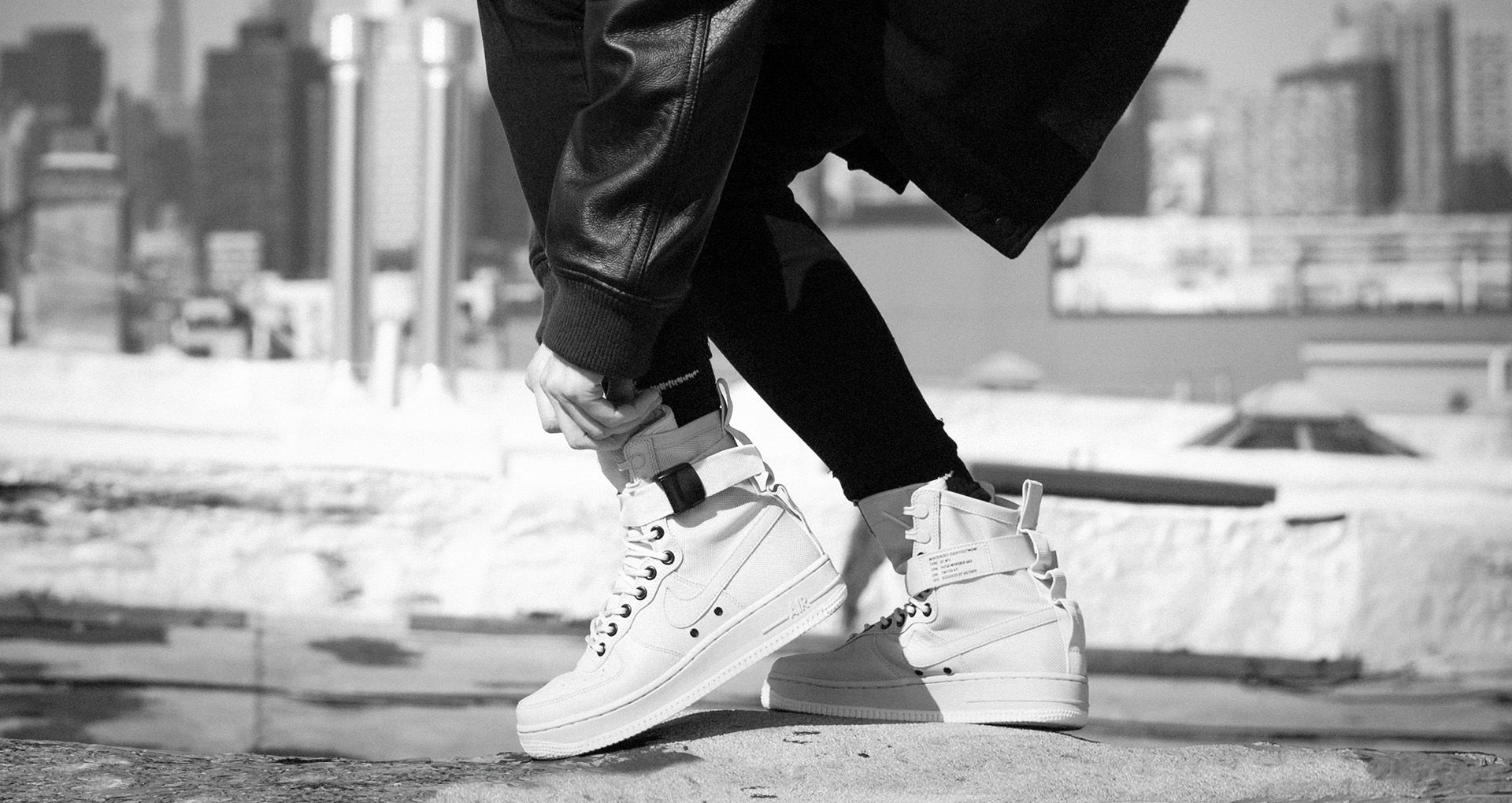 air force 1 light bone womens