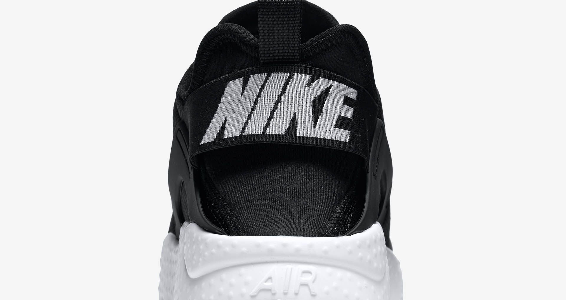 Women's Nike Air Huarache Ultra 'Black & White'. Nike SNKRS