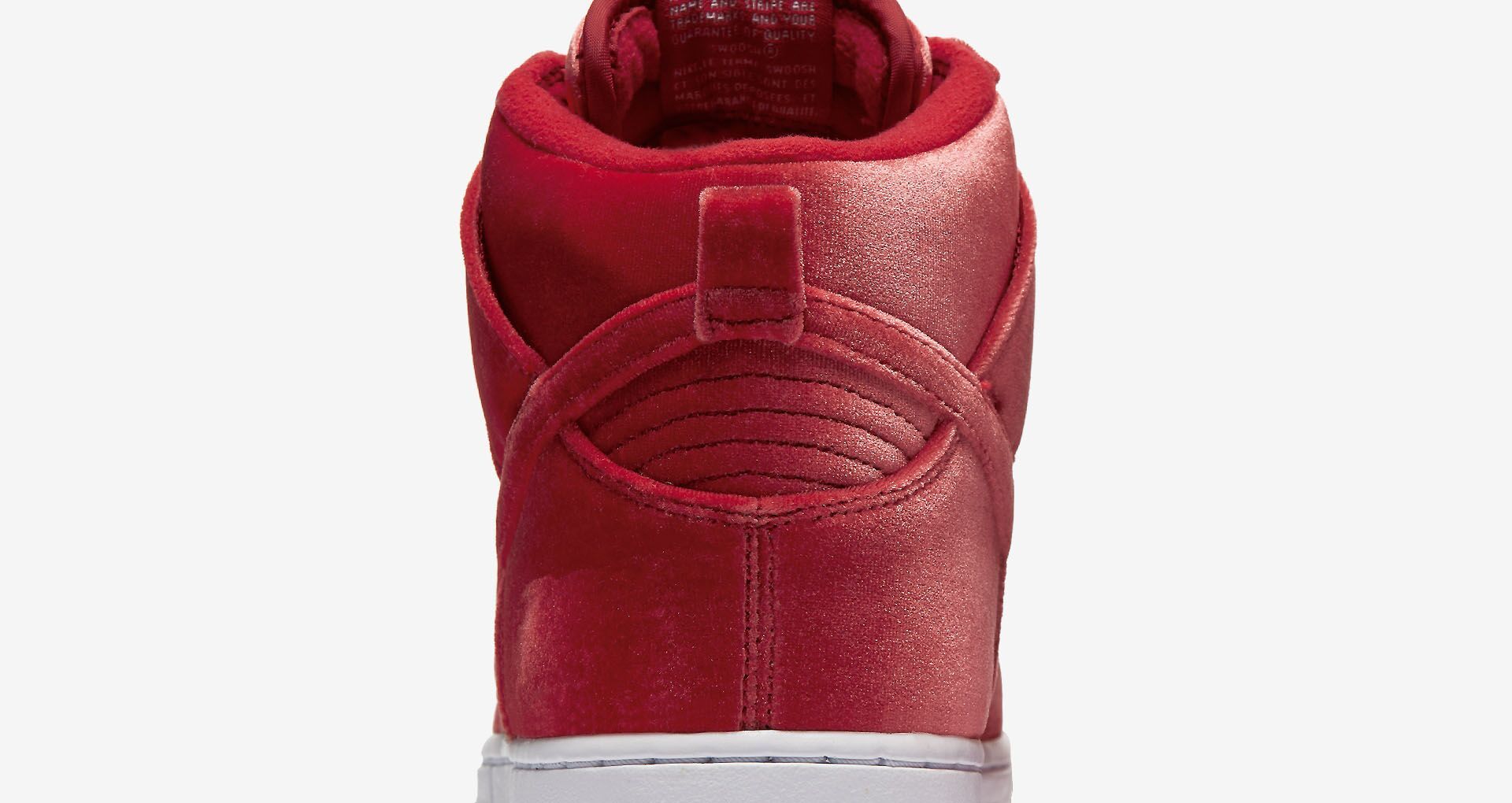 dunk red velvet