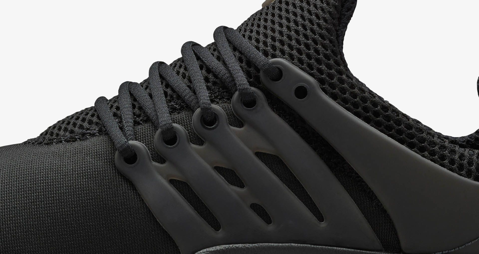 triple black presto on feet