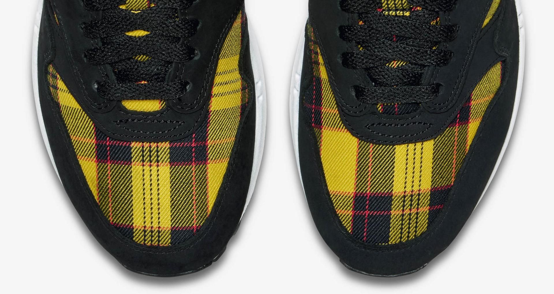 tartan air max