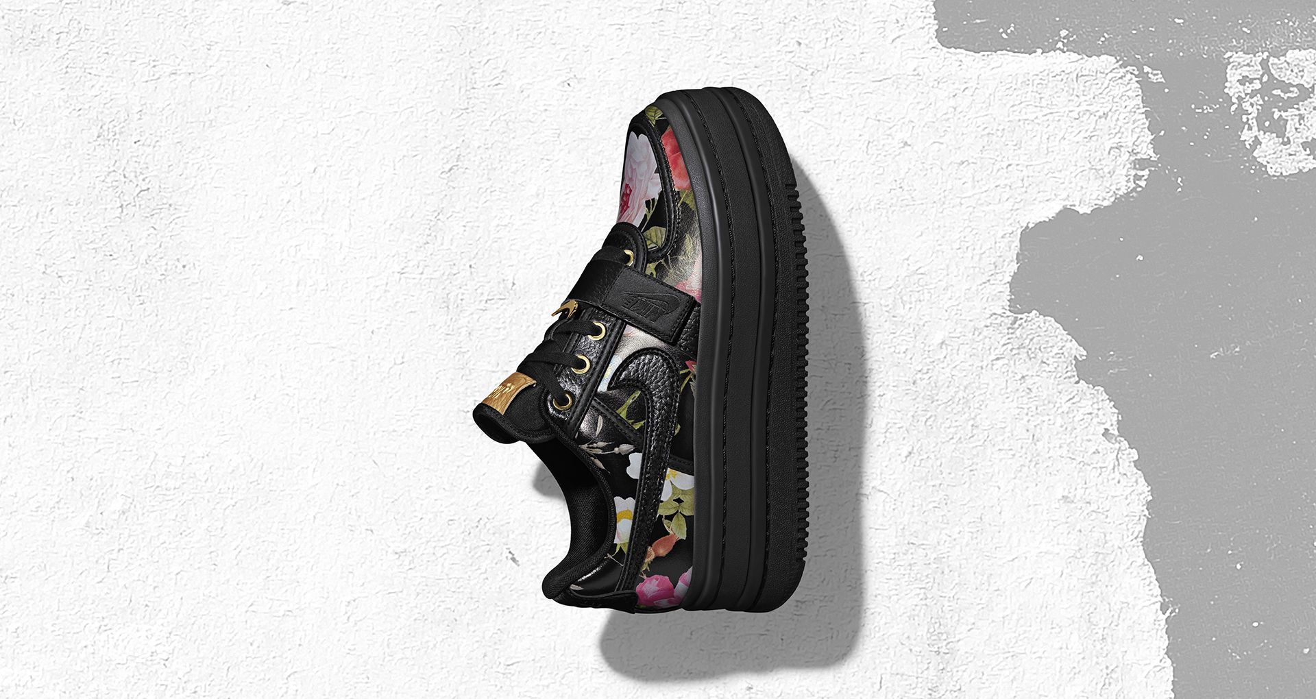 nike air max 95 og black and gold