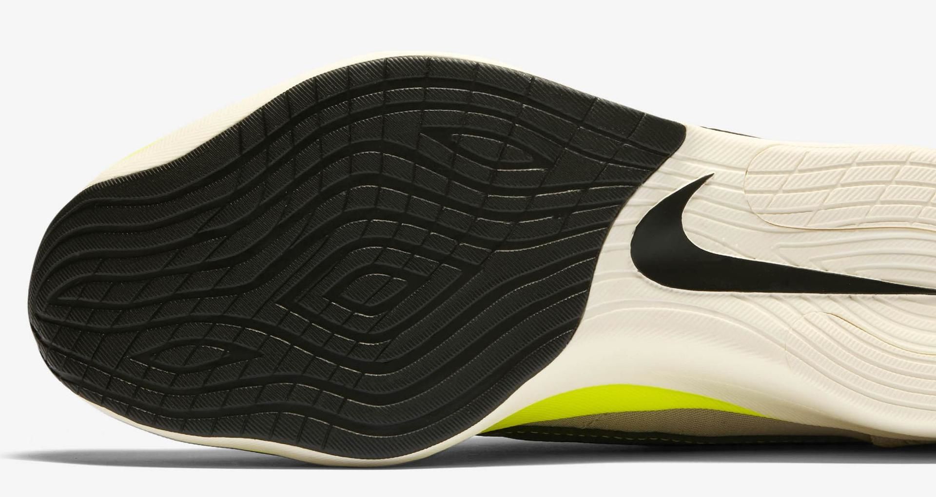 nike moon racer volt