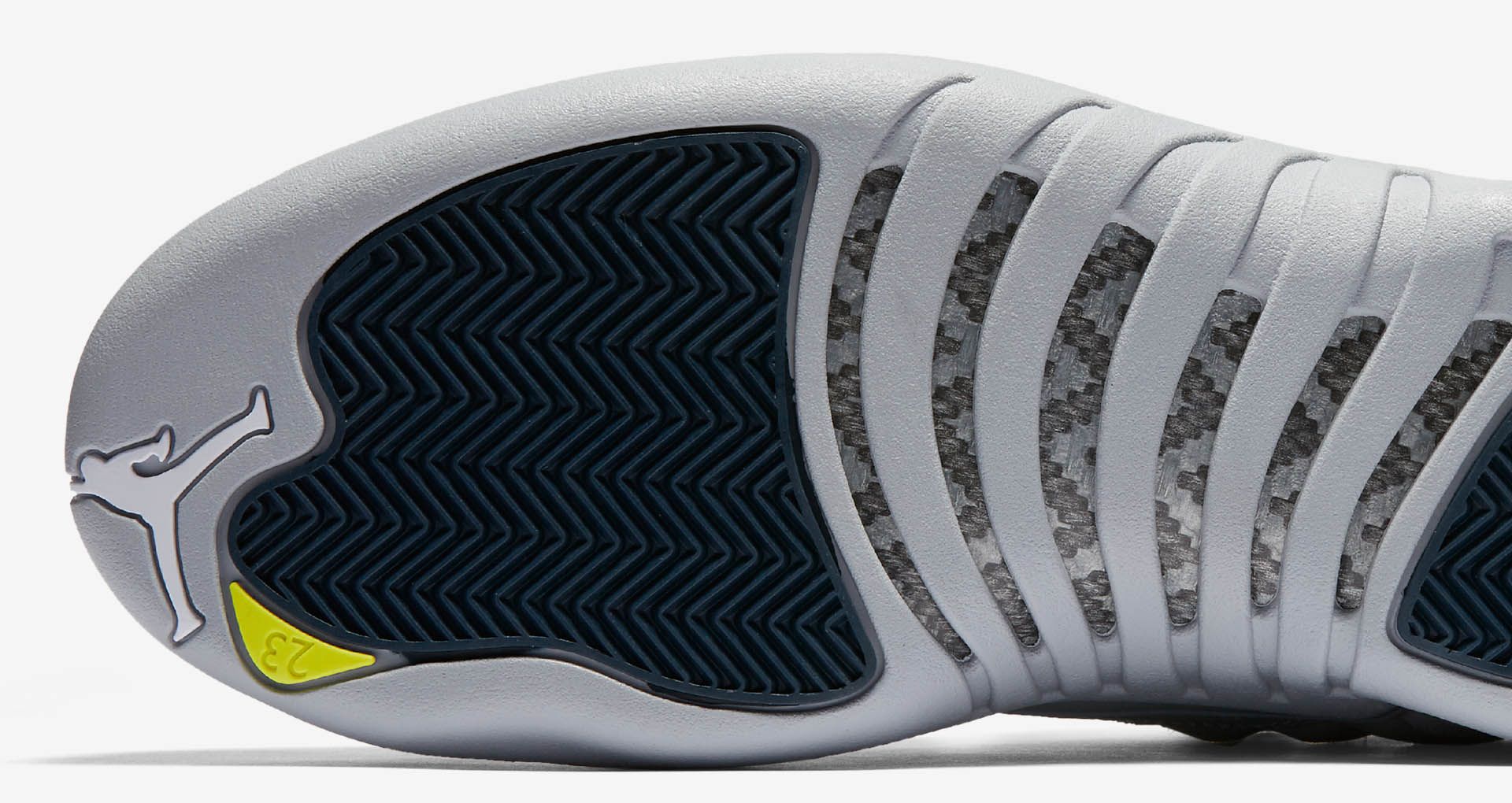 Air Jordan 12 Retro Low „wolf Grey”. Nike Snkrs Hu