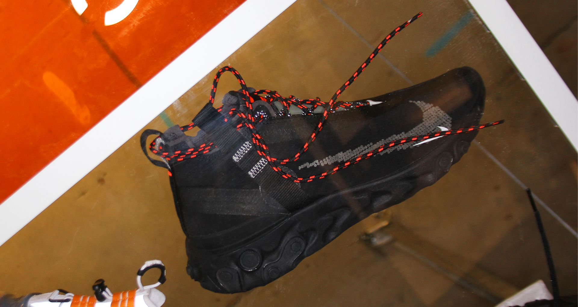 airmax bolt sneaker