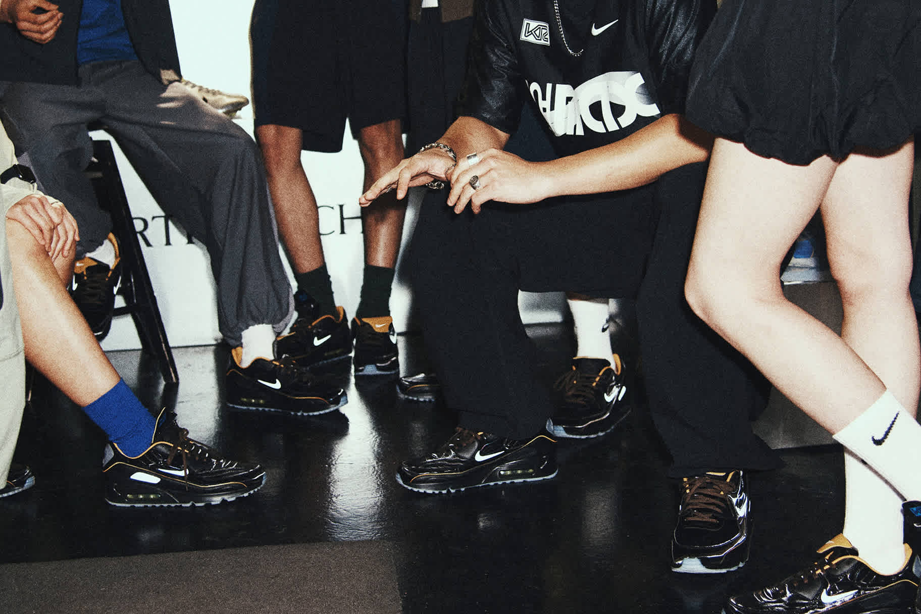 Le pack Nike Mad 90 : des versions futuristes de la Air Max qui célèbrent le passé du foot