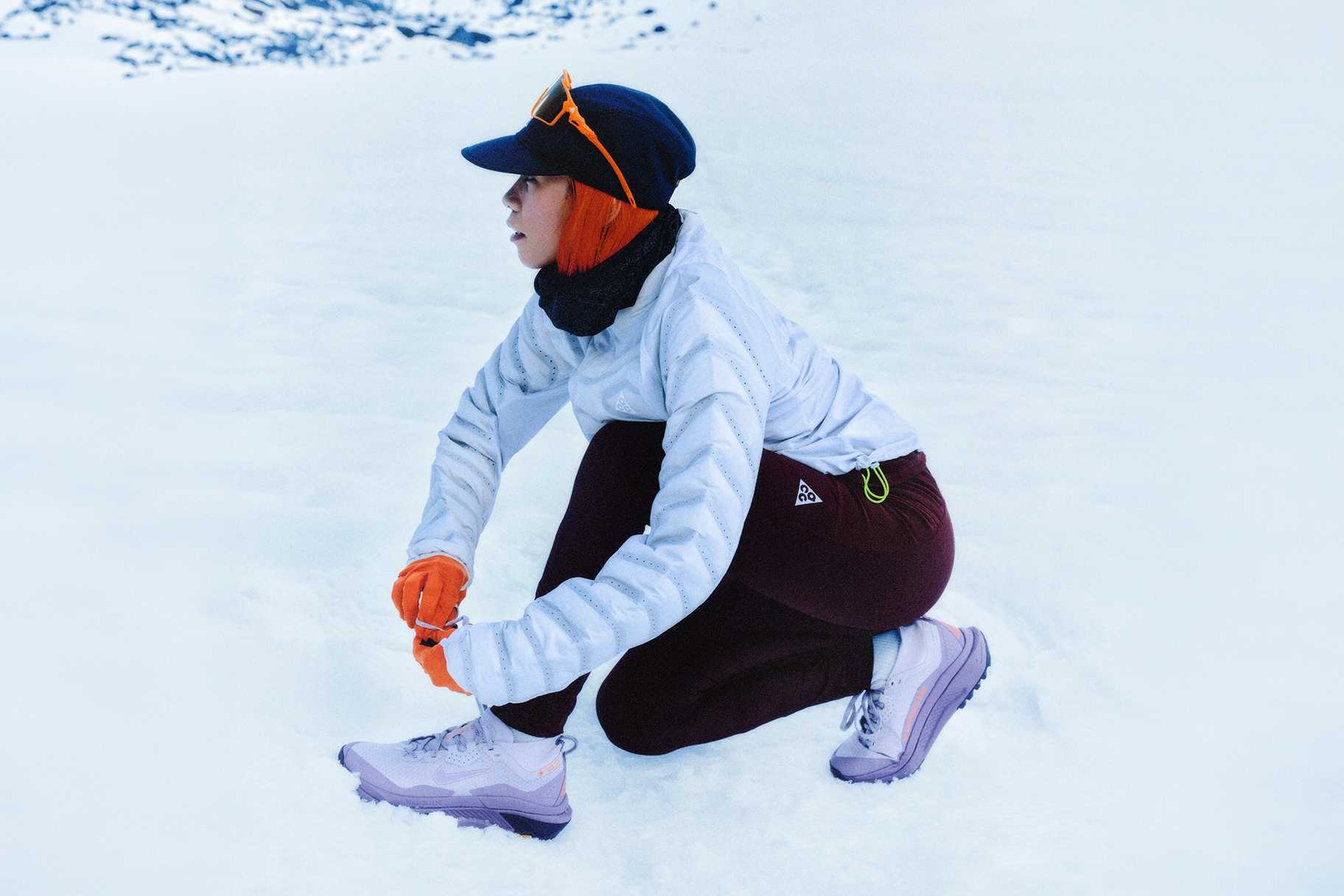 How to Pick the Best Women's Leggings for a Hike